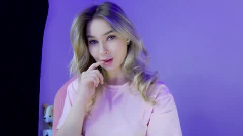 Anna online show from April 2026 01:51:02 PM