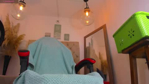 Snapshot of hathor_01 chatting on November 2025 12:55:02 AM HATHOR OLD online show from November 2025 12:55:02 AM