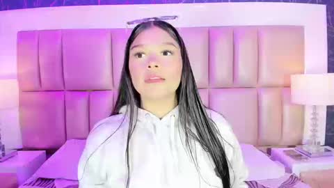 Snapshot of hatsajones chatting on January 2026 04:17:02 AM hatsajones online show from January 2026 04:17:02 AM