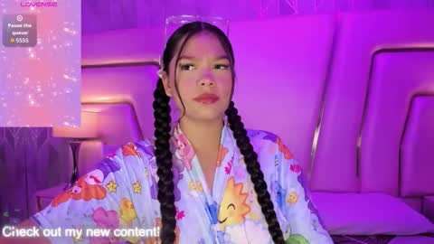 Snapshot of hatsajones chatting on February 2026 04:05:02 AM hatsajones online show from February 2026 04:05:02 AM