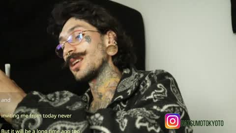 Snapshot of hatsumotokyoto chatting on January 2025 03:04:02 AM More content 2 online show from January 2025 03:04:02 AM