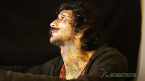 Snapshot of hatsumotokyoto chatting on January 2025 03:37:02 AM More content 2 online show from January 2025 03:37:02 AM