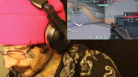 Snapshot of hatsumotokyoto chatting on February 2025 03:21:02 AM More content 2 online show from February 2025 03:21:02 AM