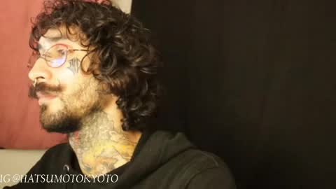 Snapshot of hatsumotokyoto chatting on February 2025 06:21:01 AM More content 2 online show from February 2025 06:21:01 AM