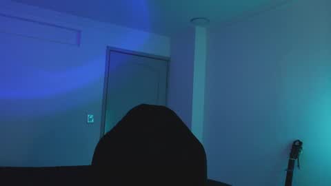 Snapshot of hatsumotokyoto chatting on September 2025 04:49:02 AM More content 2 online show from September 2025 04:49:02 AM