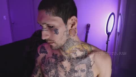 Snapshot of hatsumotokyoto chatting on October 2025 03:05:02 AM More content 2 online show from October 2025 03:05:02 AM