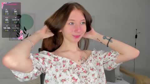 Snapshot of havefunwithmee_ chatting on November 2025 08:03:02 AM Lola online show from November 2025 08:03:02 AM