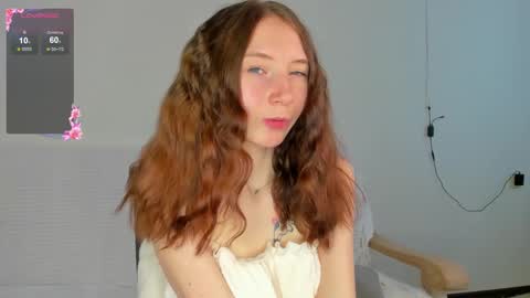 Snapshot of havefunwithmee_ chatting on November 2025 08:09:01 AM Lola online show from November 2025 08:09:01 AM