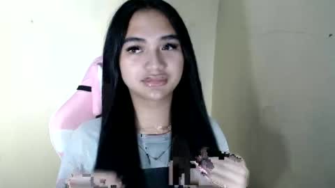 Snapshot of hawadiha chatting on June 2026 03:35:02 PM LIX online show from June 2026 03:35:02 PM