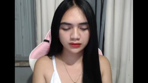 Snapshot of hawadiha chatting on July 2026 04:21:02 PM LIX online show from July 2026 04:21:02 PM