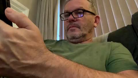 Snapshot of hawks2113 chatting on December 2024 08:23:02 AM hawks2113 online show from December 2024 08:23:02 AM