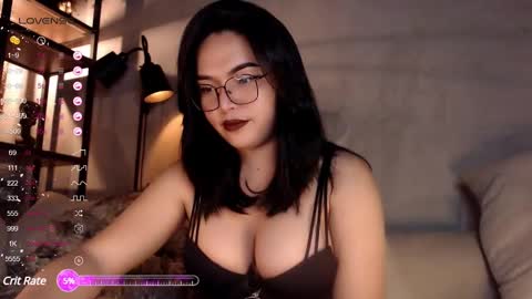 Snapshot of hay_fa chatting on February 2025 12:18:02 PM HAYFA online show from February 2025 12:18:02 PM