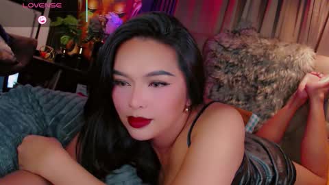 Snapshot of hay_fa chatting on November 2025 06:45:02 AM HAYFA online show from November 2025 06:45:02 AM