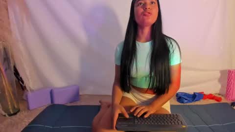 Hayami  online show from September 2025 12:16:01 PM