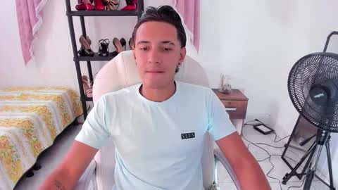 Hayen Boy online show from November 2025 07:16:02 PM