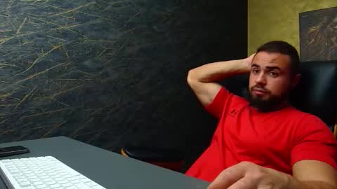 Snapshot of hayeswood chatting on November 2025 05:39:01 AM HayesWood online show from November 2025 05:39:01 AM