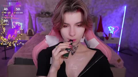 Snapshot of haylaamber chatting on December 2024 10:23:02 AM haylaamber online show from December 2024 10:23:02 AM