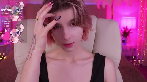 Snapshot of haylaamber chatting on January 2025 06:48:02 AM haylaamber online show from January 2025 06:48:02 AM