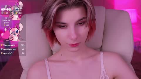 Snapshot of haylaamber chatting on February 2025 01:16:01 PM haylaamber online show from February 2025 01:16:01 PM