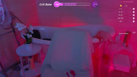 Snapshot of haylefirehot chatting on October 2025 11:48:01 PM Hayle online show from October 2025 11:48:01 PM