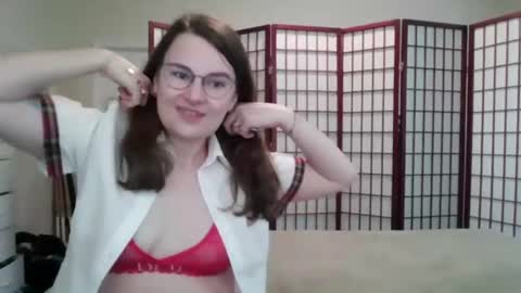 Snapshot of hazel_blue chatting on July 2026 04:22:01 PM Hazel Blues online show from July 2026 04:22:01 PM