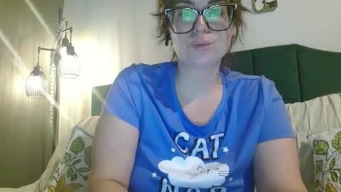 Hazel online show from April 2026 11:13:02 PM