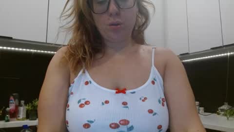 Snapshot of hazel_skye chatting on July 2026 12:48:02 PM Hazel online show from July 2026 12:48:02 PM