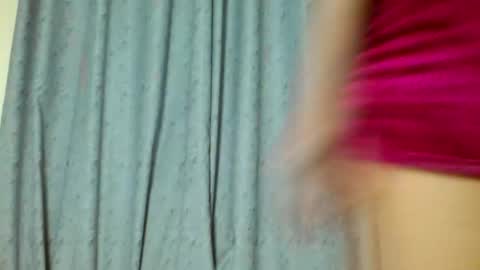 Snapshot of hazel_tess chatting on November 2025 03:12:01 AM hazel_tess online show from November 2025 03:12:01 AM