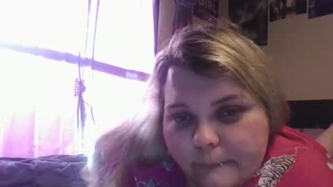 Snapshot of hazeleyez97 chatting on October 2025 09:14:02 PM Hazeleyez97 online show from October 2025 09:14:02 PM