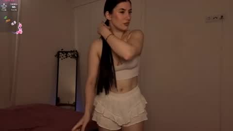 hazelhayess online show from June 2026 03:17:02 PM