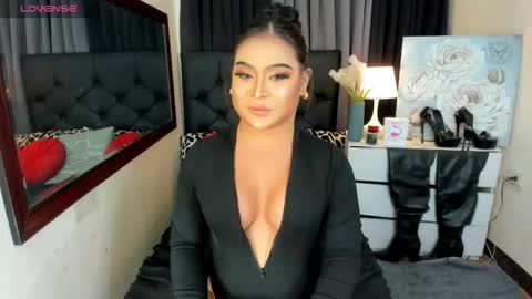 Snapshot of hazelmadonna chatting on September 2025 03:34:02 PM HAZEL MADONNA online show from September 2025 03:34:02 PM