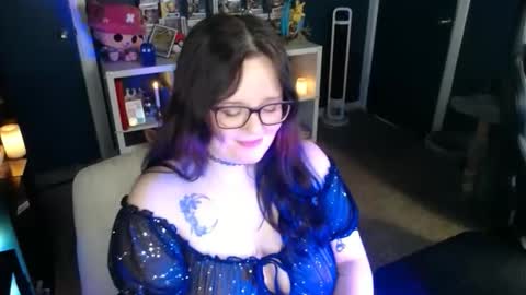 HazeyViolet333 online show from February 2026 08:57:02 PM