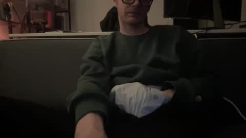 Snapshot of hchappel19 chatting on October 2025 12:41:01 AM hchappel19 online show from October 2025 12:41:01 AM