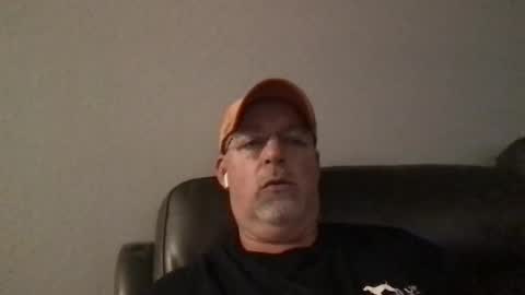 Snapshot of hdeuce22 chatting on March 2025 05:22:02 AM Hdeuce22 online show from March 2025 05:22:02 AM