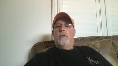 Snapshot of hdeuce22 chatting on September 2025 01:56:01 PM Hdeuce22 online show from September 2025 01:56:01 PM