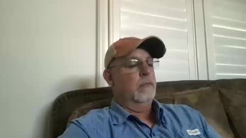 Snapshot of hdeuce22 chatting on September 2025 05:48:01 PM Hdeuce22 online show from September 2025 05:48:01 PM