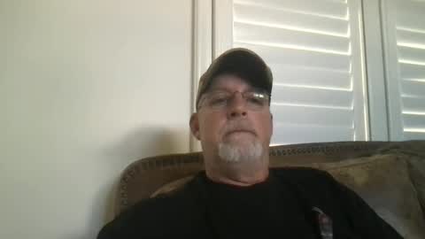 Snapshot of hdeuce22 chatting on September 2025 08:12:02 PM Hdeuce22 online show from September 2025 08:12:02 PM