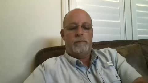 Snapshot of hdeuce22 chatting on October 2025 05:46:02 PM Hdeuce22 online show from October 2025 05:46:02 PM