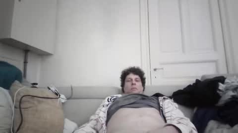 Iejten online show from April 2026 10:26:01 PM