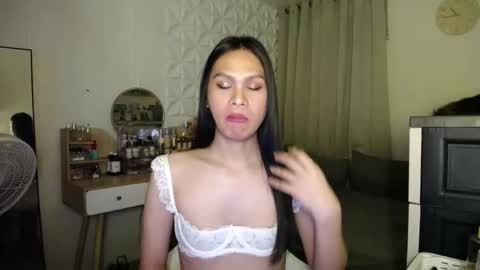 Snapshot of heather_bbyy chatting on February 2026 07:19:02 PM heather_bbyy online show from February 2026 07:19:02 PM