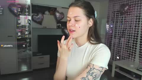 Heather online show from February 2026 05:12:01 AM