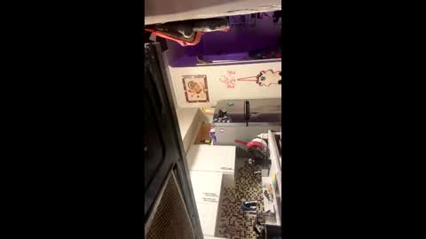 Snapshot of heatskii chatting on November 2025 04:36:01 AM heatskii online show from November 2025 04:36:01 AM