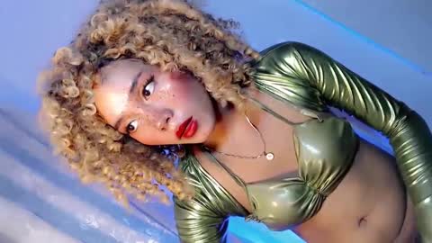 Snapshot of heavenly_abby chatting on March 2025 01:10:02 PM heavenly_abby online show from March 2025 01:10:02 PM