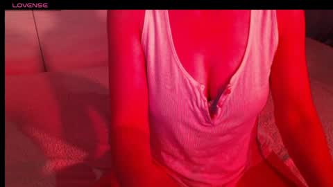 Snapshot of heavenlykiss chatting on April 2026 08:04:02 AM Chani online show from April 2026 08:04:02 AM