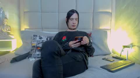 Keira Hecate online show from October 2025 08:09:02 PM