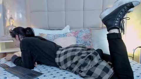 Keira Hecate online show from January 2026 07:50:02 PM