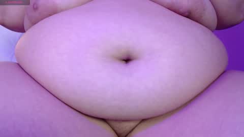 Snapshot of hecate23 chatting on October 2025 01:13:01 PM Cath online show from October 2025 01:13:01 PM