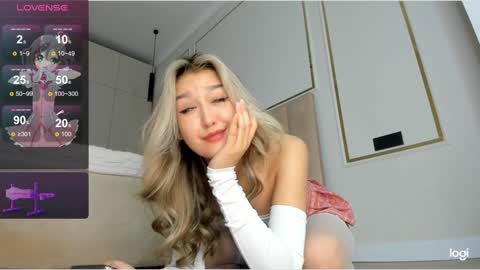 Snapshot of hee_nomy chatting on December 2024 06:25:02 AM Nomy3 online show from December 2024 06:25:02 AM