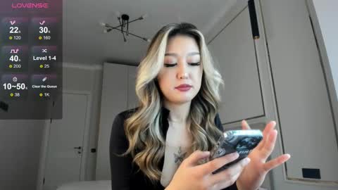 Snapshot of hee_nomy chatting on February 2025 05:02:01 AM Nomy3 online show from February 2025 05:02:01 AM