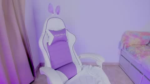 IM EMY online show from May 2026 04:01:01 PM
